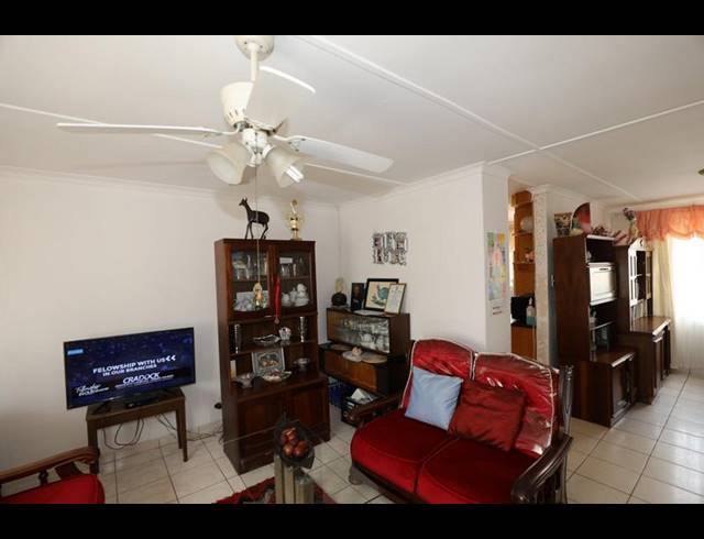 3 BEDROOM HOUSE FOR SALE IN KWANDENGEZI